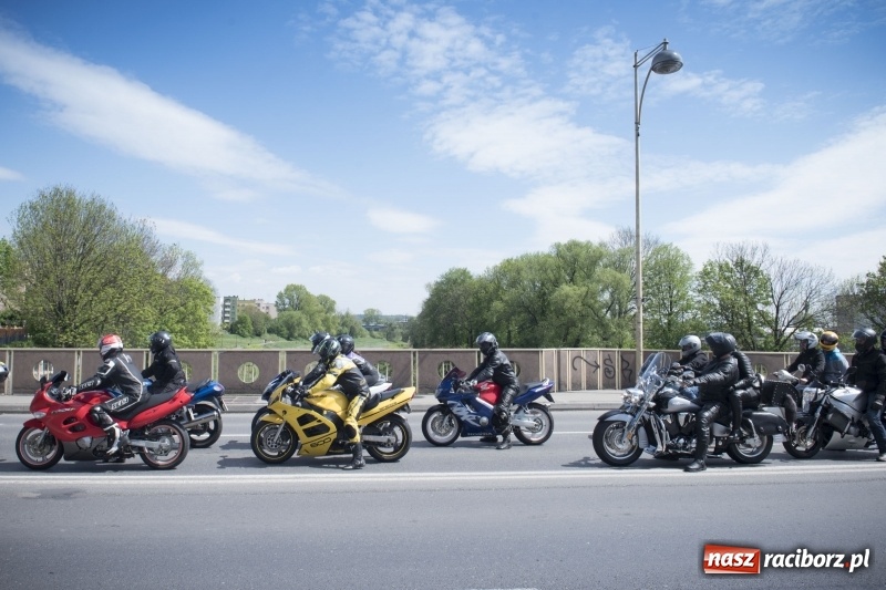 Zdjęcie w galerii na portalu naszraciborz.pl: Raciborskie rozpoczęcie sezonu motocyklowego [FOTO i WIDEO] wiadomości z regionu