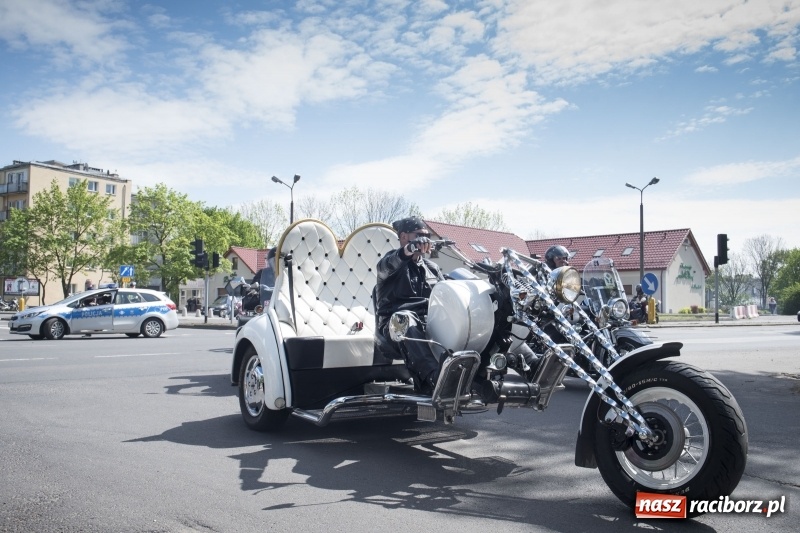 Zdjęcie w galerii na portalu naszraciborz.pl: Raciborskie rozpoczęcie sezonu motocyklowego [FOTO i WIDEO] wiadomości z regionu