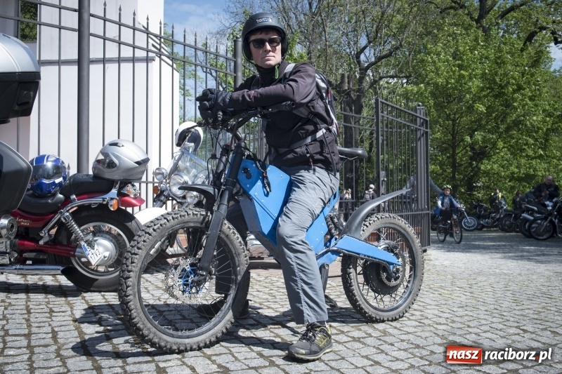 Zdjęcie w galerii na portalu naszraciborz.pl: Raciborskie rozpoczęcie sezonu motocyklowego [FOTO i WIDEO] wiadomości z regionu
