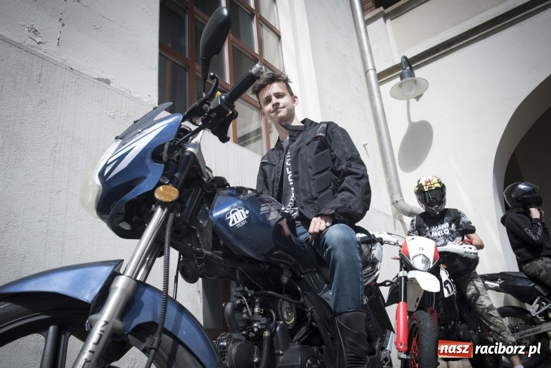 Zdjęcie w galerii na portalu naszraciborz.pl: Raciborskie rozpoczęcie sezonu motocyklowego [FOTO i WIDEO] wiadomości z regionu