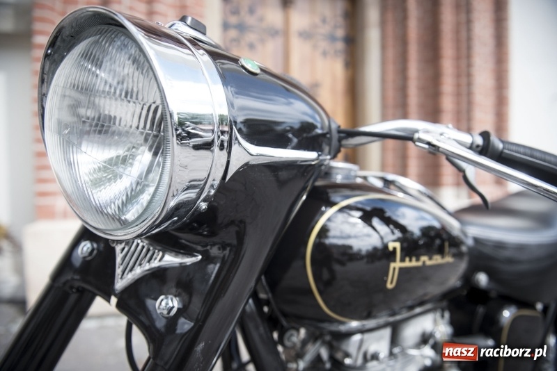 Zdjęcie w galerii na portalu naszraciborz.pl: Raciborskie rozpoczęcie sezonu motocyklowego [FOTO i WIDEO] wiadomości z regionu