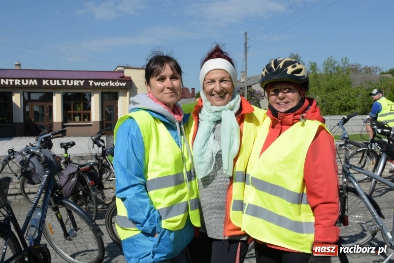 Zdjęcie w galerii na portalu naszraciborz.pl: Ale jazda ! Rajd rozpoczynający sezon rowerowy w gminie Krzyżanowice  wiadomości z regionu