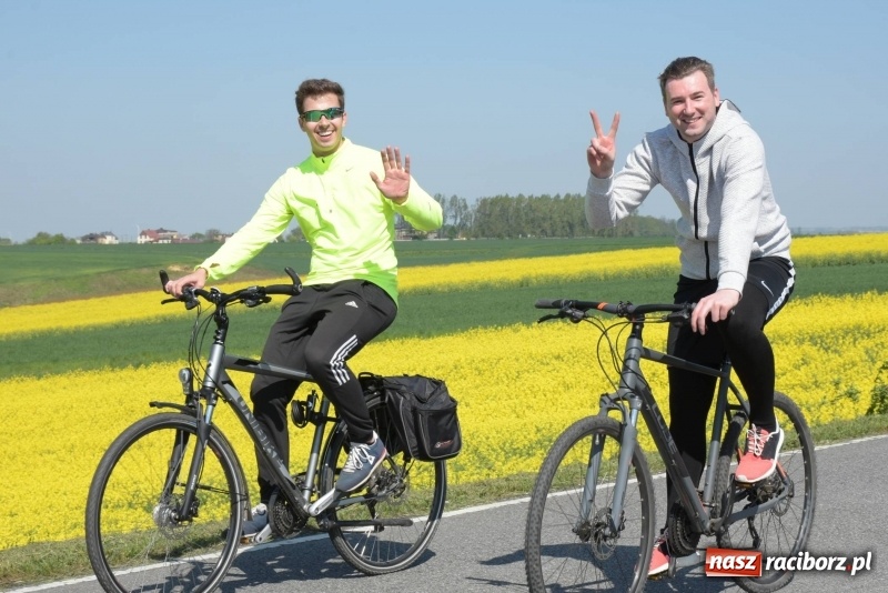Zdjęcie w galerii na portalu naszraciborz.pl: Ale jazda ! Rajd rozpoczynający sezon rowerowy w gminie Krzyżanowice  wiadomości z regionu