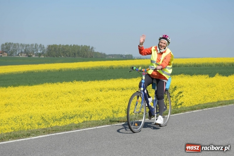Zdjęcie w galerii na portalu naszraciborz.pl: Ale jazda ! Rajd rozpoczynający sezon rowerowy w gminie Krzyżanowice  wiadomości z regionu