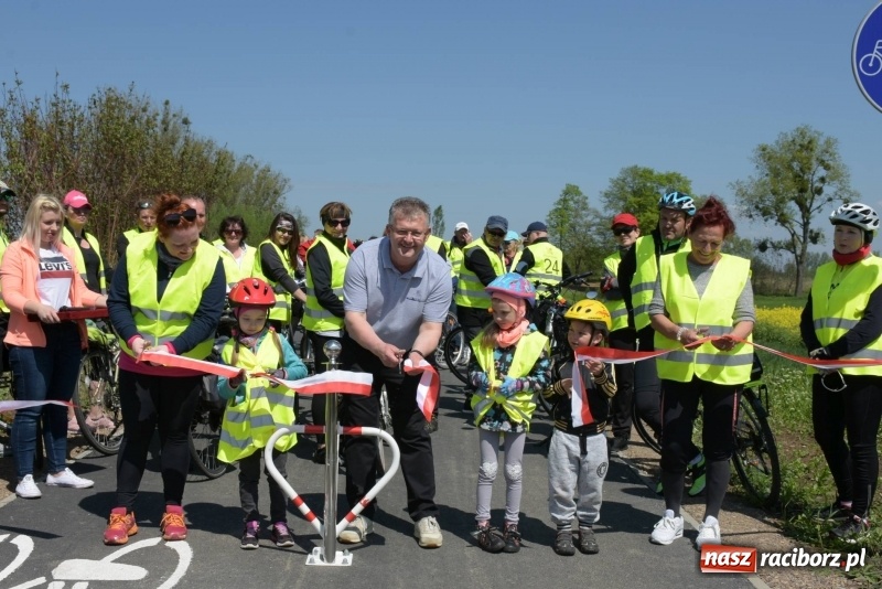 Zdjęcie w galerii na portalu naszraciborz.pl: Ale jazda ! Rajd rozpoczynający sezon rowerowy w gminie Krzyżanowice  wiadomości z regionu