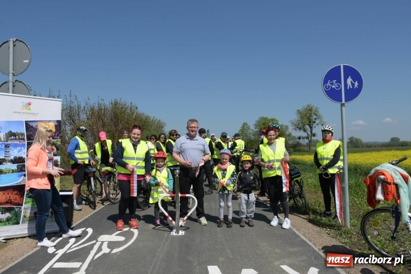 Zdjęcie w galerii na portalu naszraciborz.pl: Ale jazda ! Rajd rozpoczynający sezon rowerowy w gminie Krzyżanowice  wiadomości z regionu