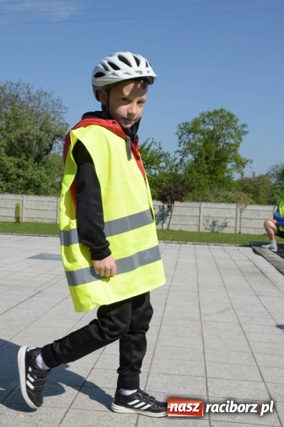 Zdjęcie w galerii na portalu naszraciborz.pl: Ale jazda ! Rajd rozpoczynający sezon rowerowy w gminie Krzyżanowice  wiadomości z regionu