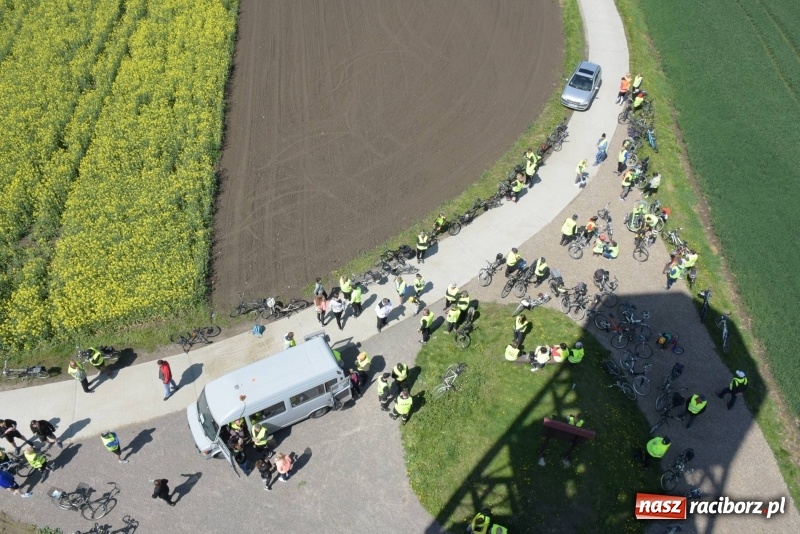 Zdjęcie w galerii na portalu naszraciborz.pl: Ale jazda ! Rajd rozpoczynający sezon rowerowy w gminie Krzyżanowice  wiadomości z regionu