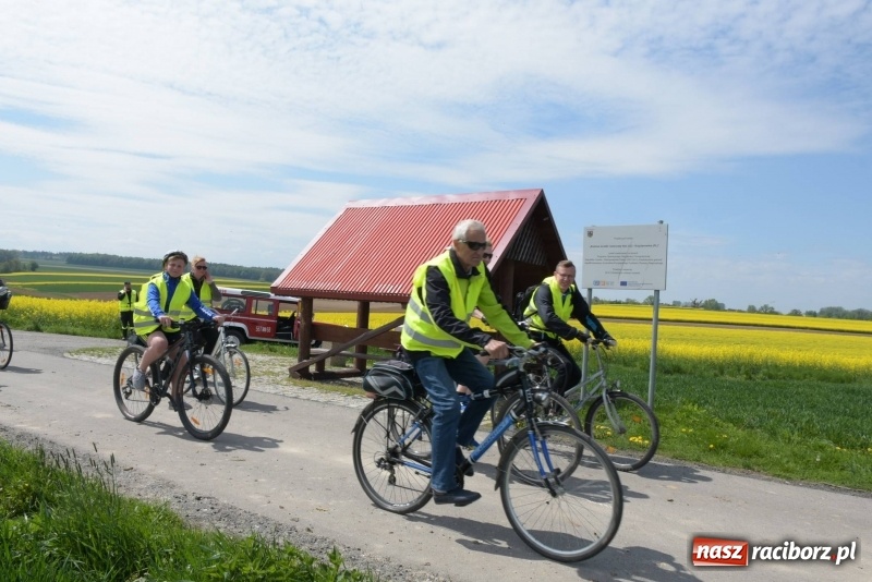 Zdjęcie w galerii na portalu naszraciborz.pl: Ale jazda ! Rajd rozpoczynający sezon rowerowy w gminie Krzyżanowice  wiadomości z regionu