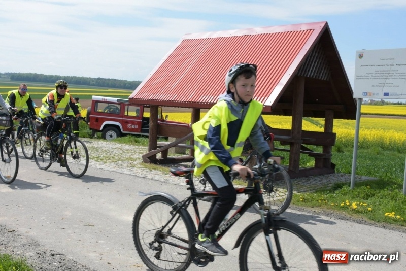 Zdjęcie w galerii na portalu naszraciborz.pl: Ale jazda ! Rajd rozpoczynający sezon rowerowy w gminie Krzyżanowice  wiadomości z regionu