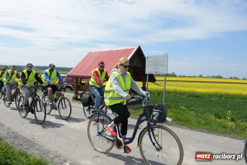 Zdjęcie w galerii na portalu naszraciborz.pl: Ale jazda ! Rajd rozpoczynający sezon rowerowy w gminie Krzyżanowice  wiadomości z regionu