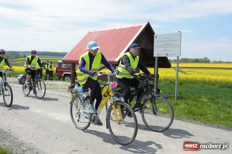 Zdjęcie w galerii na portalu naszraciborz.pl: Ale jazda ! Rajd rozpoczynający sezon rowerowy w gminie Krzyżanowice  wiadomości z regionu