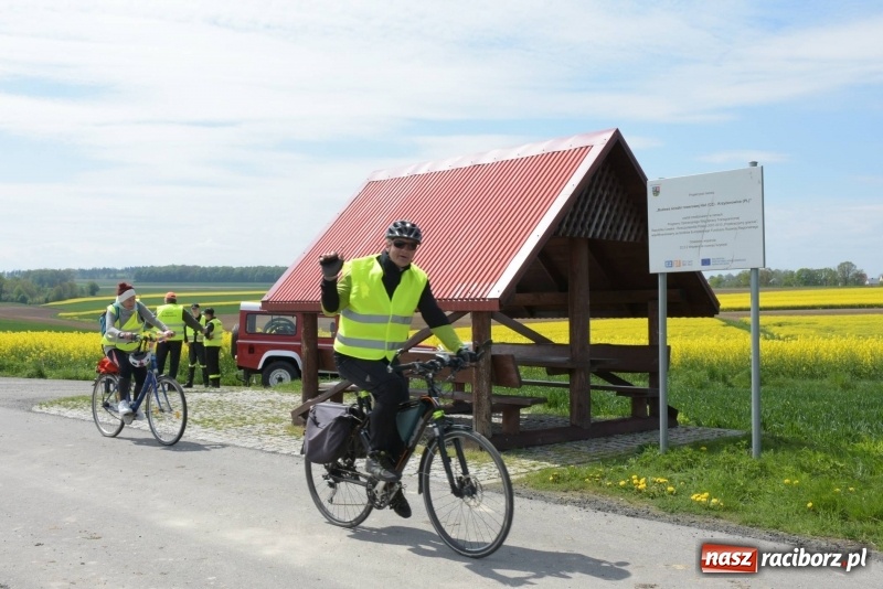 Zdjęcie w galerii na portalu naszraciborz.pl: Ale jazda ! Rajd rozpoczynający sezon rowerowy w gminie Krzyżanowice  wiadomości z regionu