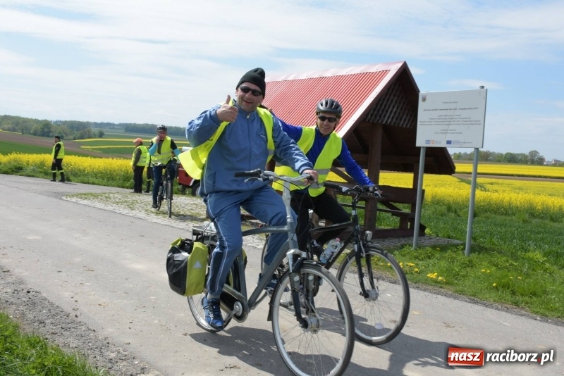 Zdjęcie w galerii na portalu naszraciborz.pl: Ale jazda ! Rajd rozpoczynający sezon rowerowy w gminie Krzyżanowice  wiadomości z regionu