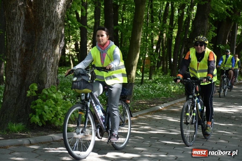 Zdjęcie w galerii na portalu naszraciborz.pl: Ale jazda ! Rajd rozpoczynający sezon rowerowy w gminie Krzyżanowice  wiadomości z regionu