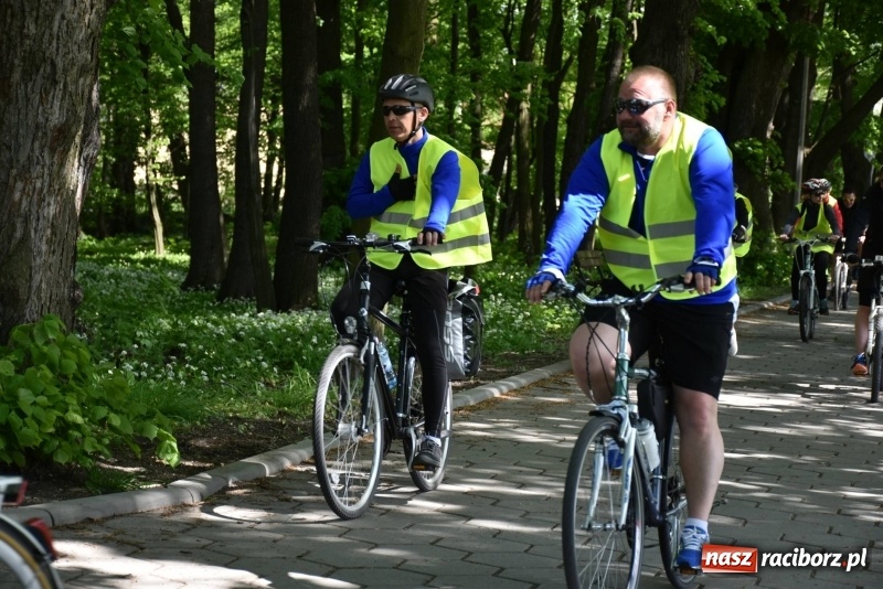 Zdjęcie w galerii na portalu naszraciborz.pl: Ale jazda ! Rajd rozpoczynający sezon rowerowy w gminie Krzyżanowice  wiadomości z regionu