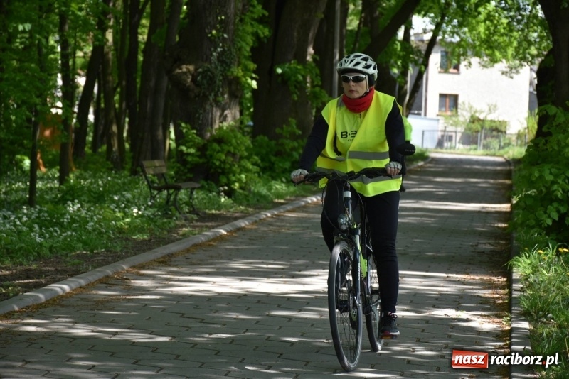 Zdjęcie w galerii na portalu naszraciborz.pl: Ale jazda ! Rajd rozpoczynający sezon rowerowy w gminie Krzyżanowice  wiadomości z regionu