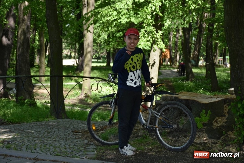 Zdjęcie w galerii na portalu naszraciborz.pl: Ale jazda ! Rajd rozpoczynający sezon rowerowy w gminie Krzyżanowice  wiadomości z regionu