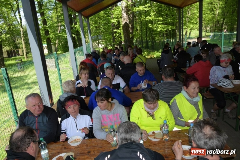 Zdjęcie w galerii na portalu naszraciborz.pl: Ale jazda ! Rajd rozpoczynający sezon rowerowy w gminie Krzyżanowice  wiadomości z regionu