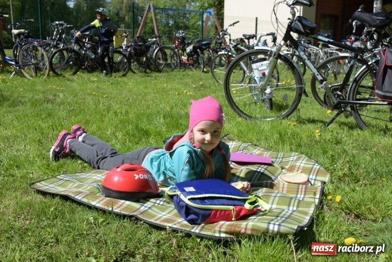 Zdjęcie w galerii na portalu naszraciborz.pl: Ale jazda ! Rajd rozpoczynający sezon rowerowy w gminie Krzyżanowice  wiadomości z regionu
