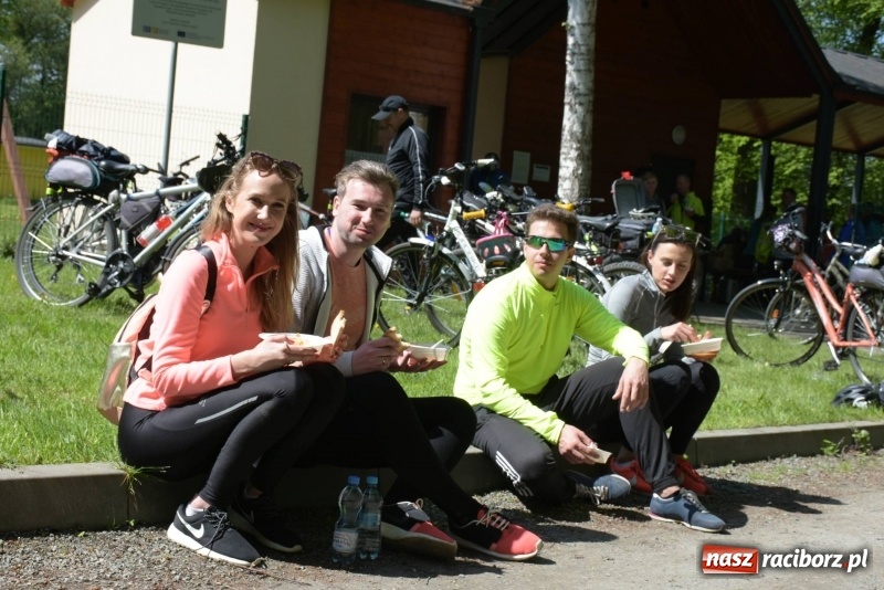 Zdjęcie w galerii na portalu naszraciborz.pl: Ale jazda ! Rajd rozpoczynający sezon rowerowy w gminie Krzyżanowice  wiadomości z regionu