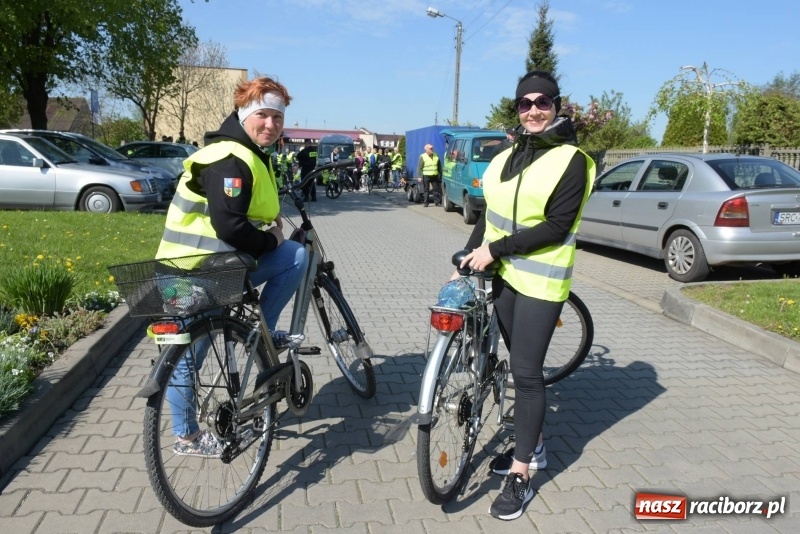 Zdjęcie w galerii na portalu naszraciborz.pl: Ale jazda ! Rajd rozpoczynający sezon rowerowy w gminie Krzyżanowice  wiadomości z regionu