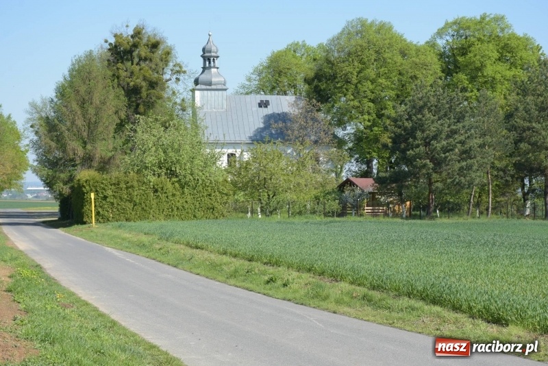 Zdjęcie w galerii na portalu naszraciborz.pl: Ale jazda ! Rajd rozpoczynający sezon rowerowy w gminie Krzyżanowice  wiadomości z regionu