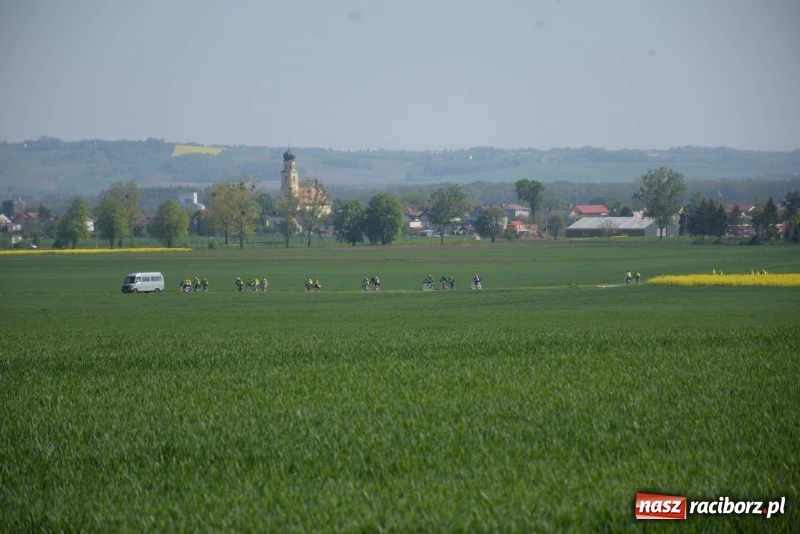 Zdjęcie w galerii na portalu naszraciborz.pl: Ale jazda ! Rajd rozpoczynający sezon rowerowy w gminie Krzyżanowice  wiadomości z regionu