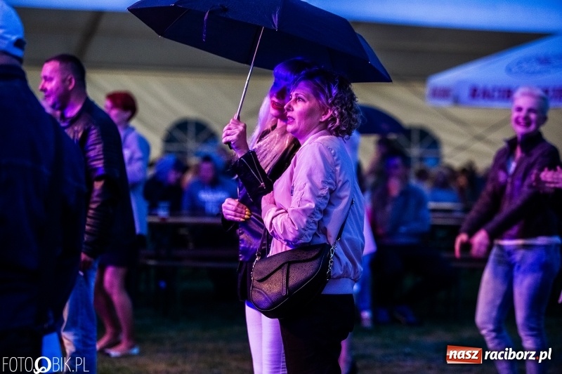 Zdjęcie w galerii na portalu naszraciborz.pl: Pierwszy dzień majówki w Nędzy za nami wiadomości z regionu