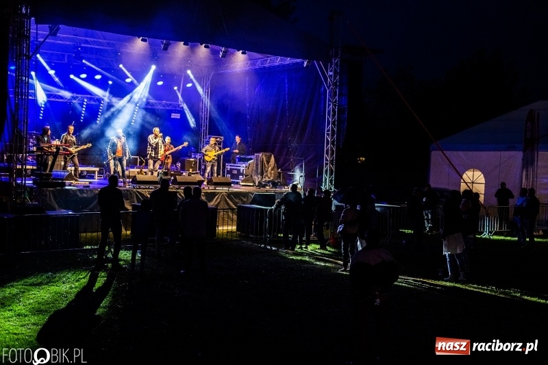 Zdjęcie w galerii na portalu naszraciborz.pl: Pierwszy dzień majówki w Nędzy za nami wiadomości z regionu