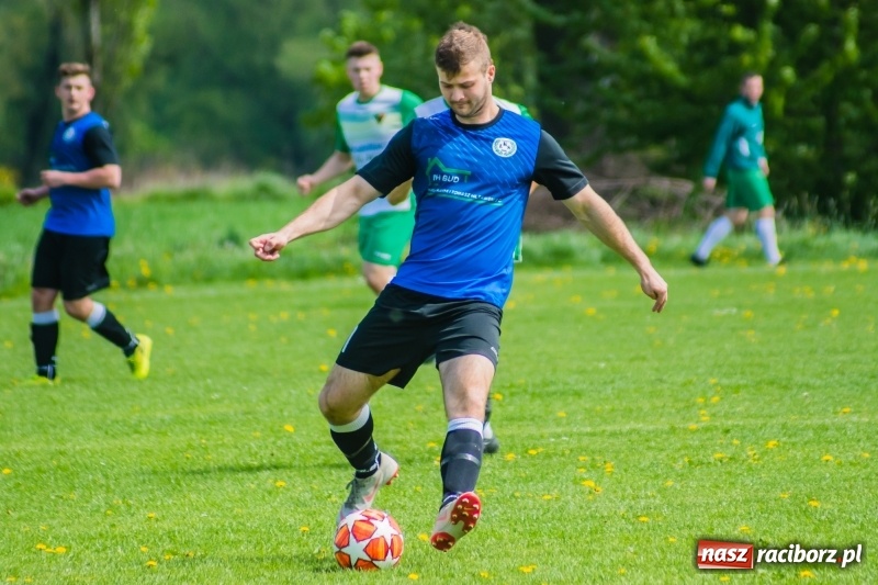 Zdjęcie w galerii na portalu naszraciborz.pl: B klasa. W Zabełkowie strzelali tylko w pierwszej połowie [FOTO] wiadomości z regionu