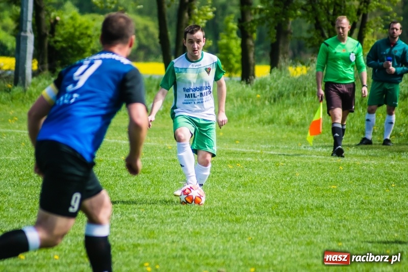 Zdjęcie w galerii na portalu naszraciborz.pl: B klasa. W Zabełkowie strzelali tylko w pierwszej połowie [FOTO] wiadomości z regionu