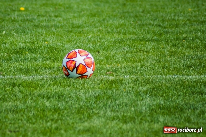 Zdjęcie w galerii na portalu naszraciborz.pl: B klasa. W Zabełkowie strzelali tylko w pierwszej połowie [FOTO] wiadomości z regionu