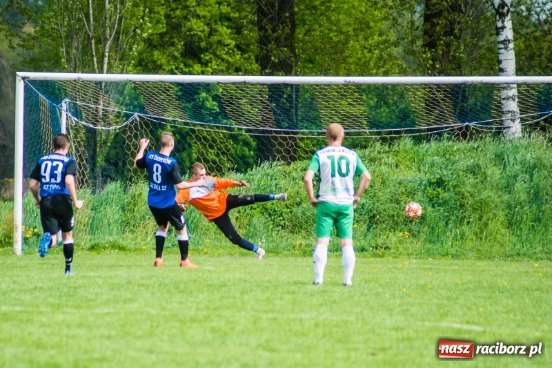 Zdjęcie w galerii na portalu naszraciborz.pl: B klasa. W Zabełkowie strzelali tylko w pierwszej połowie [FOTO] wiadomości z regionu