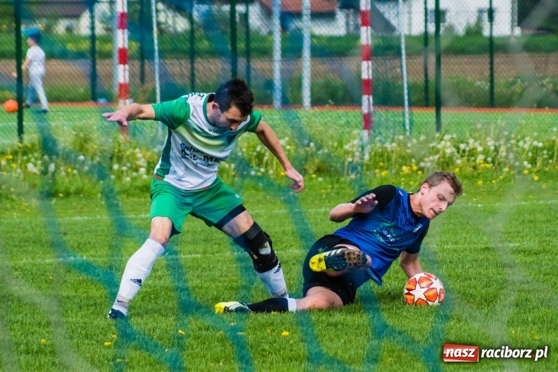 Zdjęcie w galerii na portalu naszraciborz.pl: B klasa. W Zabełkowie strzelali tylko w pierwszej połowie [FOTO] wiadomości z regionu