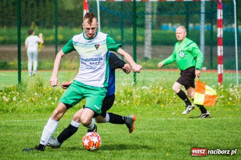 Zdjęcie w galerii na portalu naszraciborz.pl: B klasa. W Zabełkowie strzelali tylko w pierwszej połowie [FOTO] wiadomości z regionu