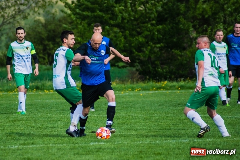 Zdjęcie w galerii na portalu naszraciborz.pl: B klasa. W Zabełkowie strzelali tylko w pierwszej połowie [FOTO] wiadomości z regionu