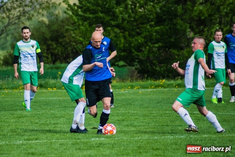 Zdjęcie w galerii na portalu naszraciborz.pl: B klasa. W Zabełkowie strzelali tylko w pierwszej połowie [FOTO] wiadomości z regionu