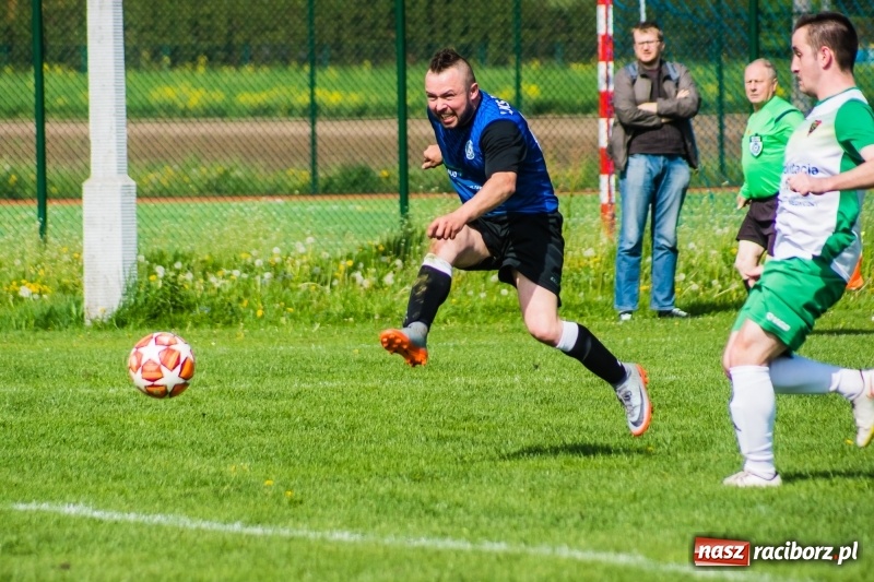 Zdjęcie w galerii na portalu naszraciborz.pl: B klasa. W Zabełkowie strzelali tylko w pierwszej połowie [FOTO] wiadomości z regionu