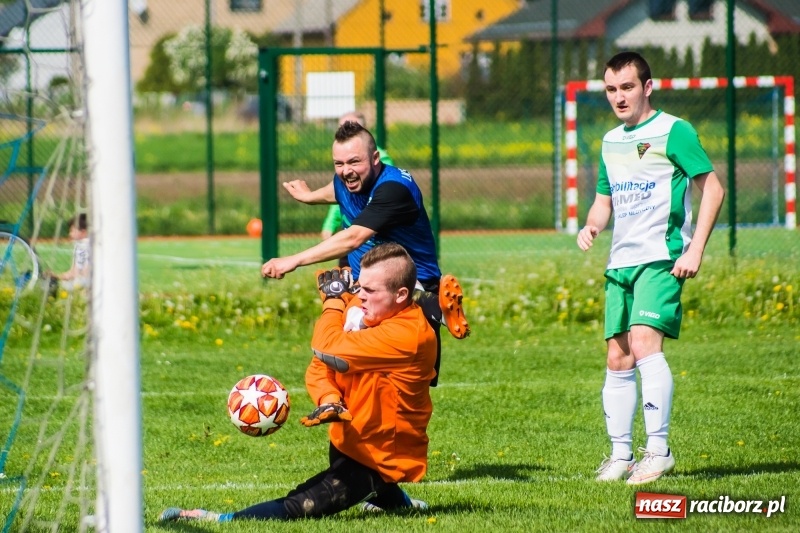 Zdjęcie w galerii na portalu naszraciborz.pl: B klasa. W Zabełkowie strzelali tylko w pierwszej połowie [FOTO] wiadomości z regionu