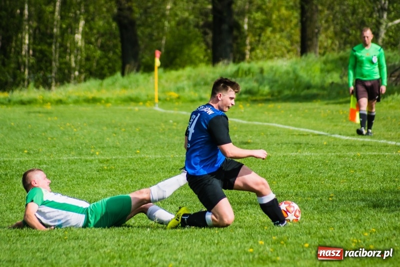 Zdjęcie w galerii na portalu naszraciborz.pl: B klasa. W Zabełkowie strzelali tylko w pierwszej połowie [FOTO] wiadomości z regionu
