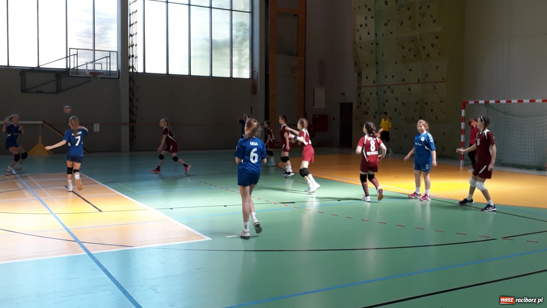 Zdjęcie w galerii na portalu naszraciborz.pl: Dwie drużyny UKS Start Pietrowice Wielkie na XXXIX Lajkonik Cup wiadomości z regionu