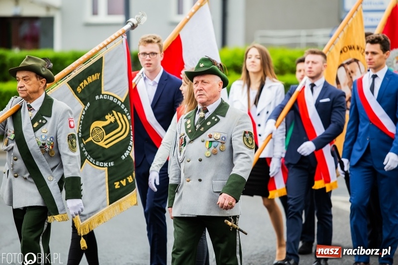 Zdjęcie w galerii na portalu naszraciborz.pl: Uroczystości 3-Majowe w Raciborzu. Setna rocznica I powstania śląskiego [WIDEO] wiadomości z regionu