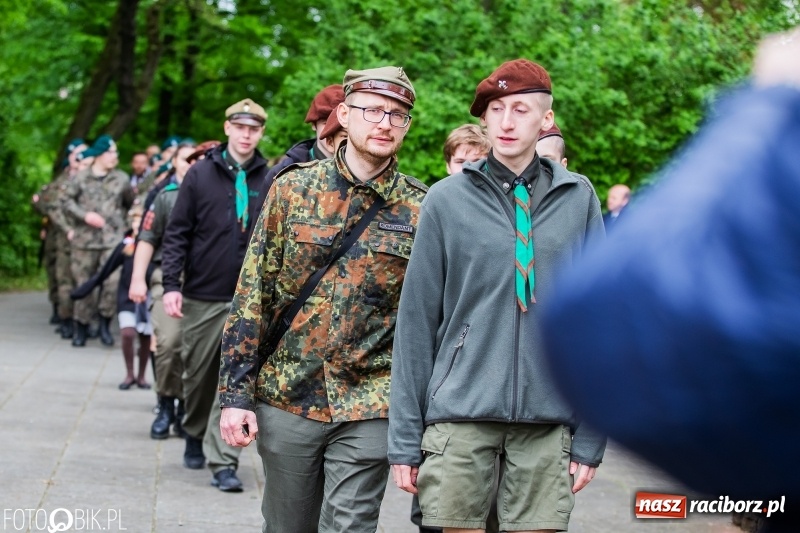 Zdjęcie w galerii na portalu naszraciborz.pl: Uroczystości 3-Majowe w Raciborzu. Setna rocznica I powstania śląskiego [WIDEO] wiadomości z regionu