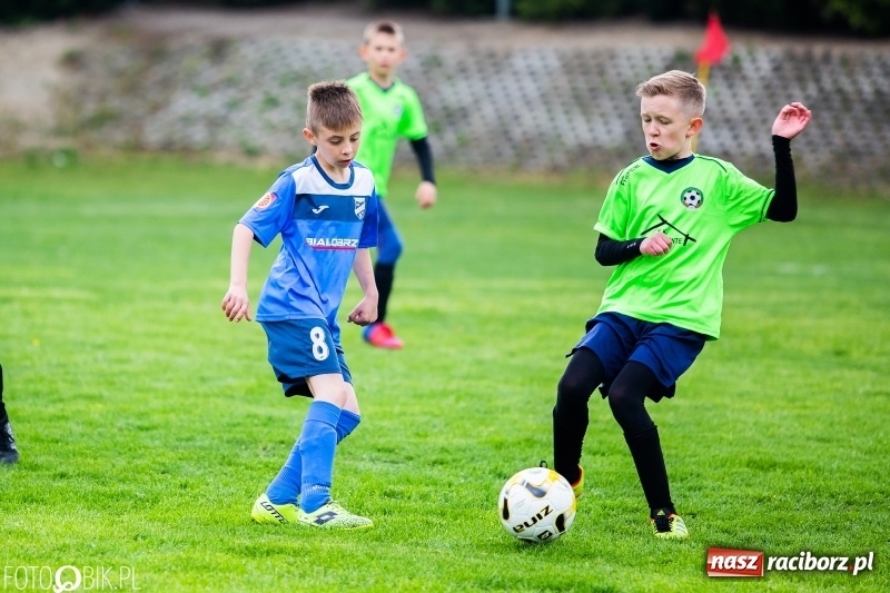 Zdjęcie w galerii na portalu naszraciborz.pl: Górnik Zabrze zwycięzcą II turnieju im. Huberta Kostki wiadomości z regionu