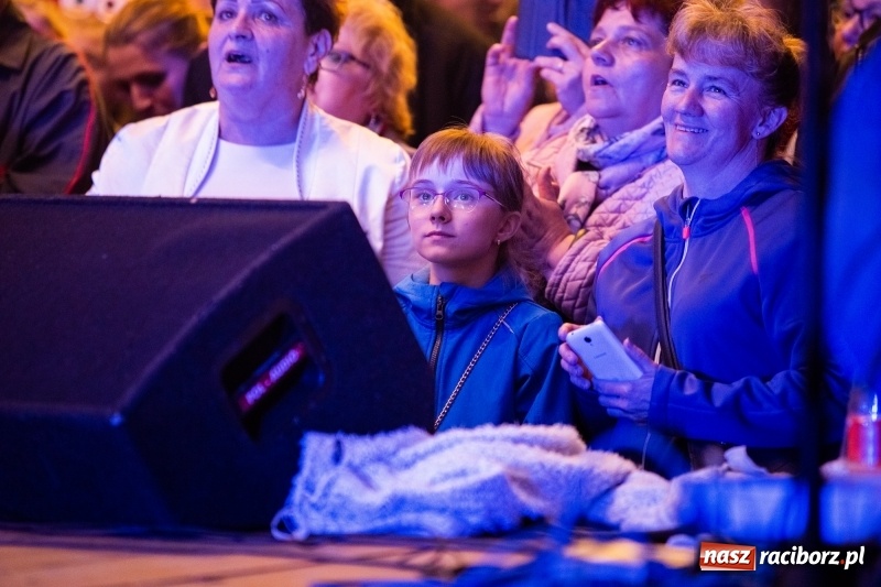 Zdjęcie w galerii na portalu naszraciborz.pl: Toby na finał trzeciego dnia majówki w Nędzy wiadomości z regionu