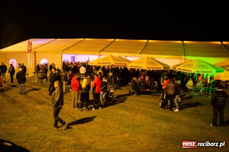 Zdjęcie w galerii na portalu naszraciborz.pl: Toby na finał trzeciego dnia majówki w Nędzy wiadomości z regionu