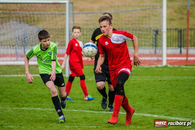 Zdjęcie w galerii na portalu naszraciborz.pl: Młodzi Unici wiele robili, lecz palowickiego Orła nie dogonili [FOTO] wiadomości z regionu