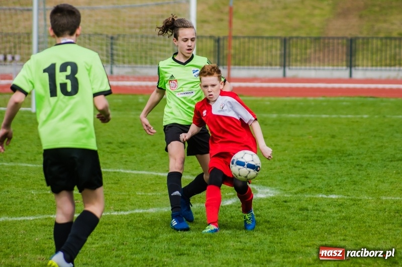 Zdjęcie w galerii na portalu naszraciborz.pl: Młodzi Unici wiele robili, lecz palowickiego Orła nie dogonili [FOTO] wiadomości z regionu