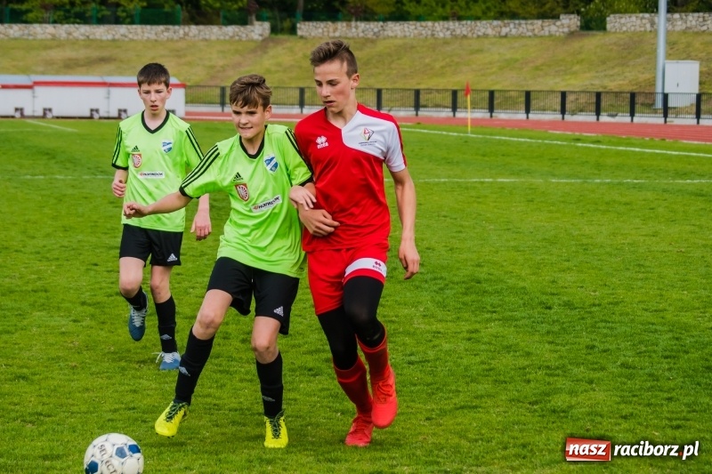 Zdjęcie w galerii na portalu naszraciborz.pl: Młodzi Unici wiele robili, lecz palowickiego Orła nie dogonili [FOTO] wiadomości z regionu